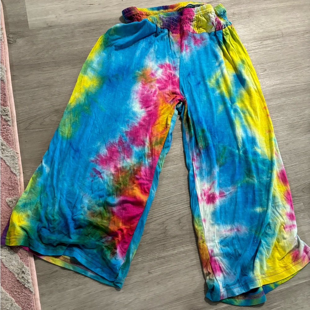 Capris - Picture 2 of 2